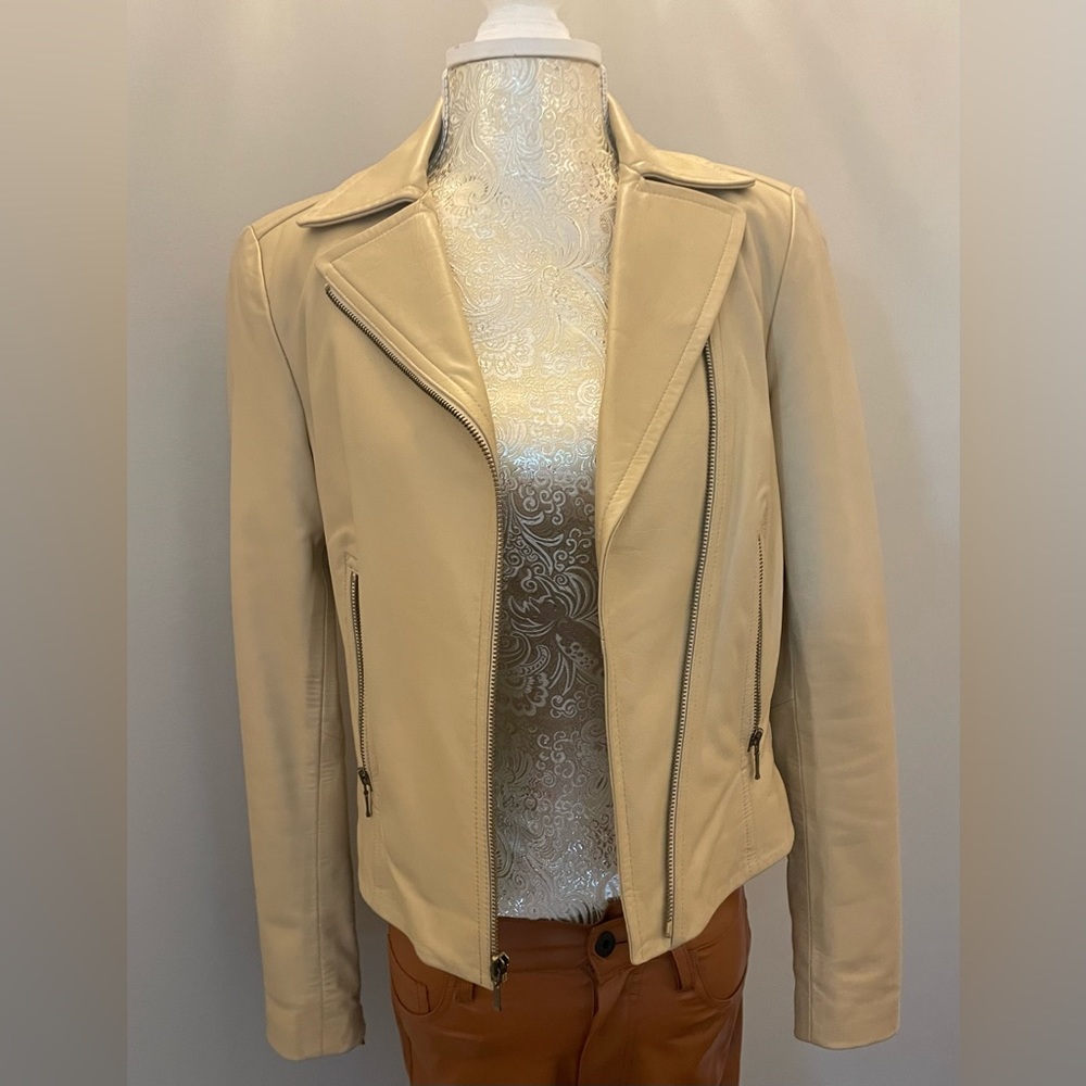 Cache Women's Sz 2  Beige Buttery Soft Leather Motorcycle Zip Jacket